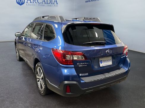 Used 2019 Subaru Outback 2.5i Limited image 3