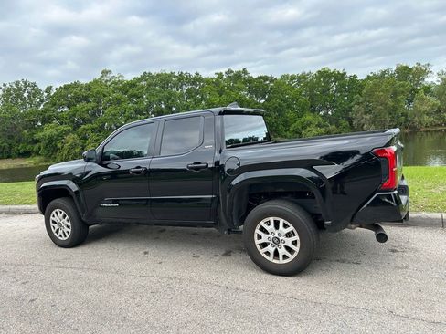 Used 2024 Toyota Tacoma SR5 RWD image 3