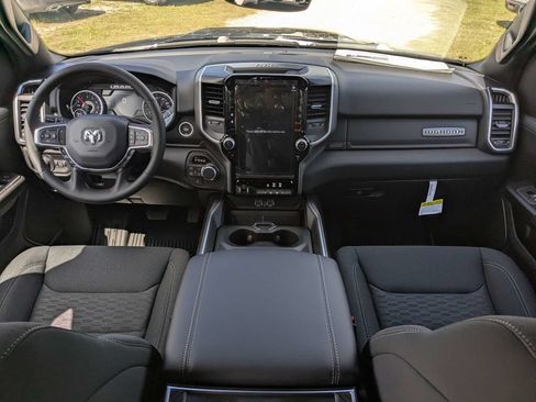 New 2026 RAM 1500 Big Horn AWD/4WD image 14