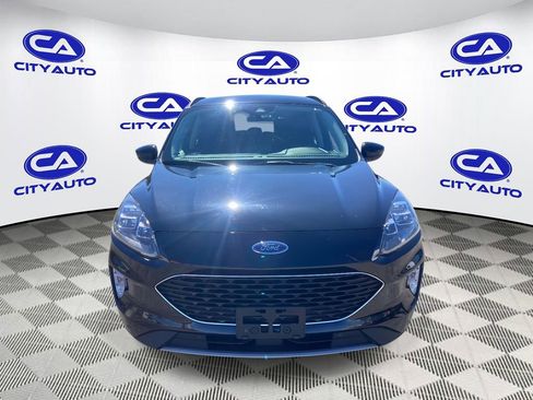 Used 2022 Ford Escape Titanium image 8