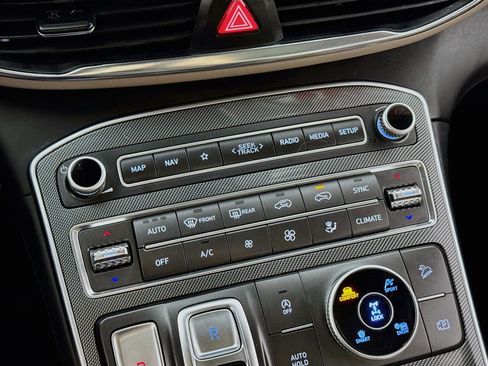 Used 2023 Hyundai Santa Fe SEL w/ Premium Package AWD/4WD image 18