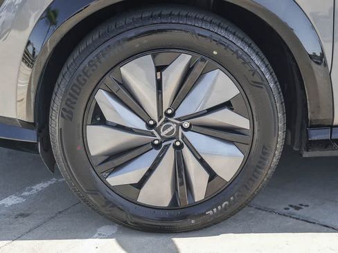 Used 2023 Nissan Ariya FWD image 11