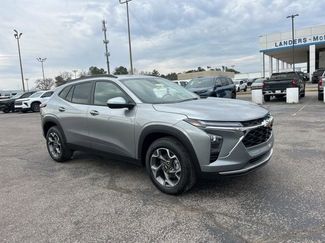 New 2026 Chevrolet Trax LT w/ Sunroof Package video 1