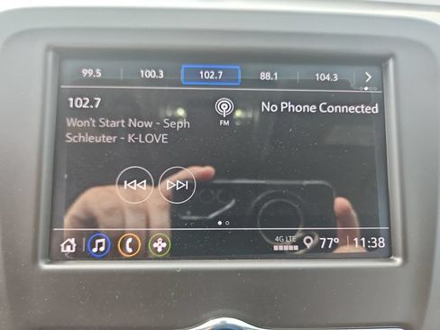 Used 2023 Chevrolet Equinox LT FWD image 20