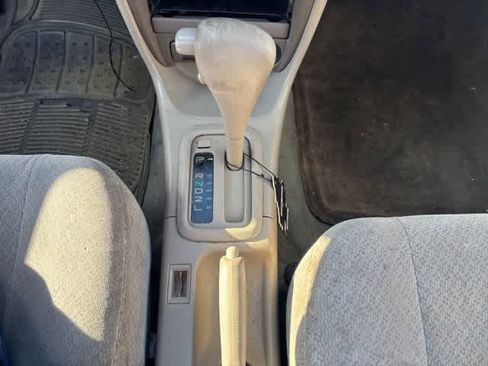 Used 1999 Toyota Corolla CE image 17