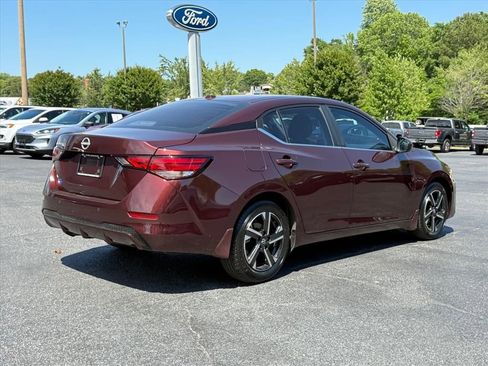 Used 2025 Nissan Sentra SV FWD image 3
