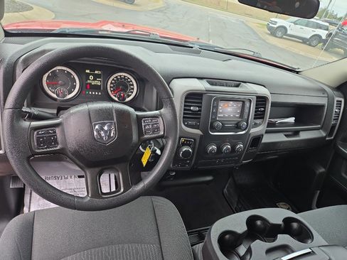 Used 2022 RAM 1500 Tradesman w/ Tradesman SXT Package image 11