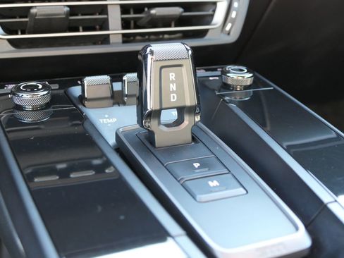 Used 2024 Porsche 911 Targa 4 GTS image 30