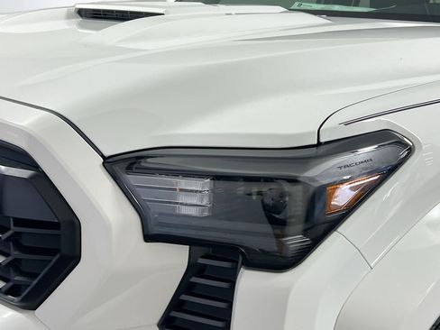 New 2025 Toyota Tacoma TRD Sport image 11