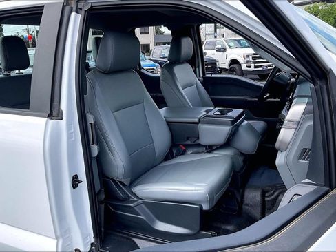 Used 2023 Ford F250 XL w/ XL Off-Road Package AWD/4WD image 6