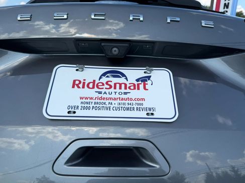 Used 2021 Ford Escape SEL FWD image 38