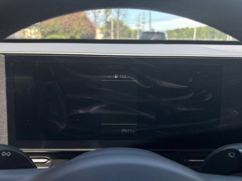 Used 2025 Hyundai Kona SEL AWD/4WD image 40