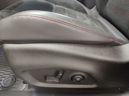 Used 2024 Dodge Hornet R/T image 12