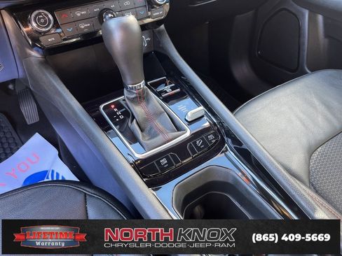 Used 2024 Jeep Compass Trailhawk image 11