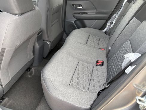 New 2026 Nissan Kicks SV AWD/4WD image 27