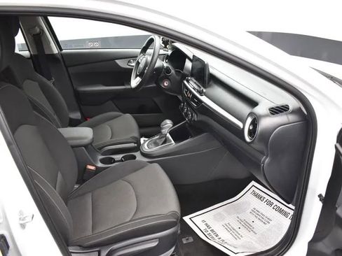 Used 2024 Kia Forte LXS image 16