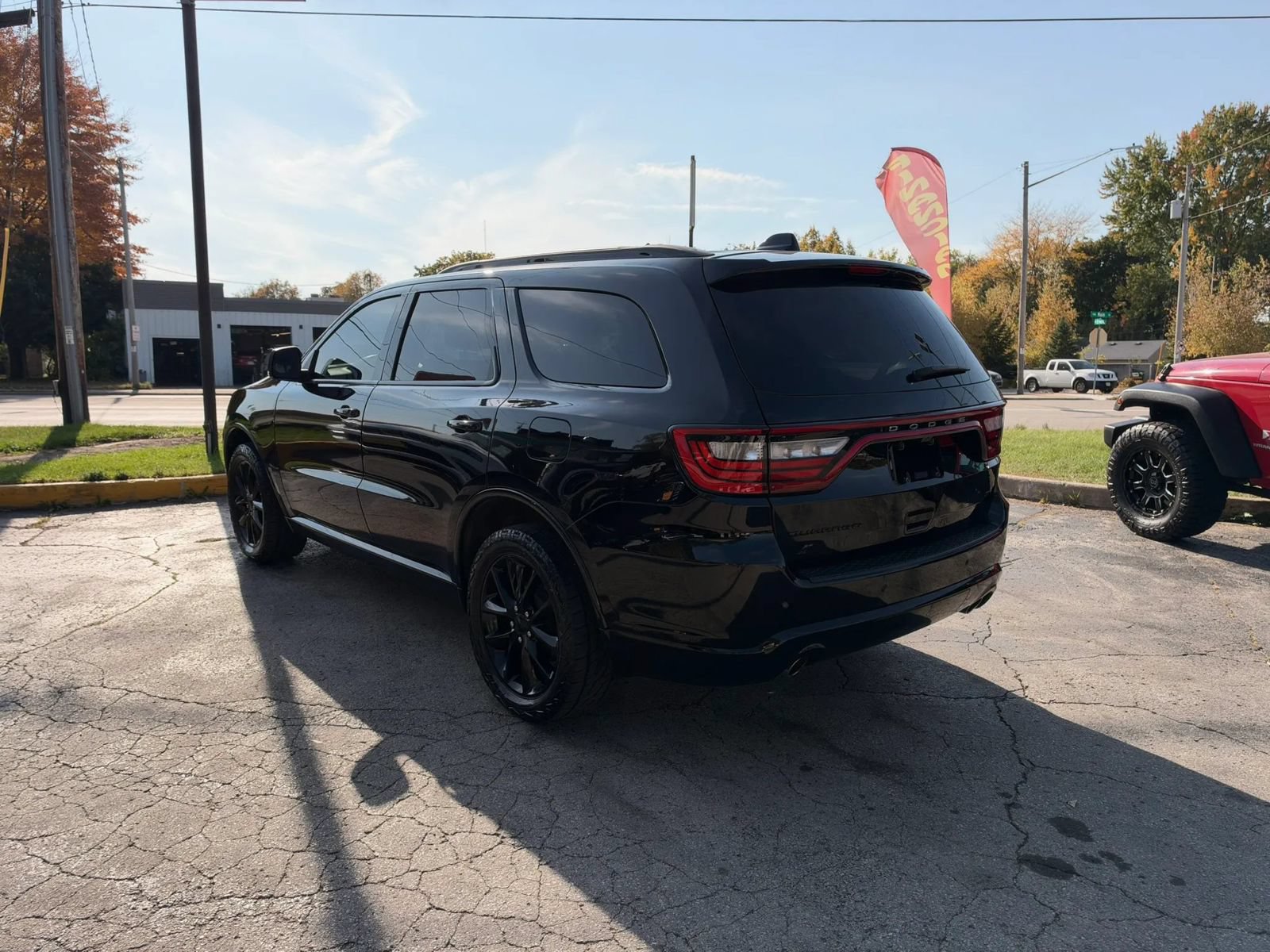 Used 2018 Dodge Durango GT w/ Premium Group AWD/4WD image 3
