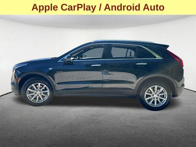 Used 2023 Cadillac XT4 Luxury w/ Cold Weather Package AWD/4WD image 6