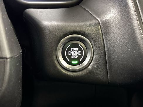 Used 2023 Chevrolet Suburban High Country AWD/4WD image 19