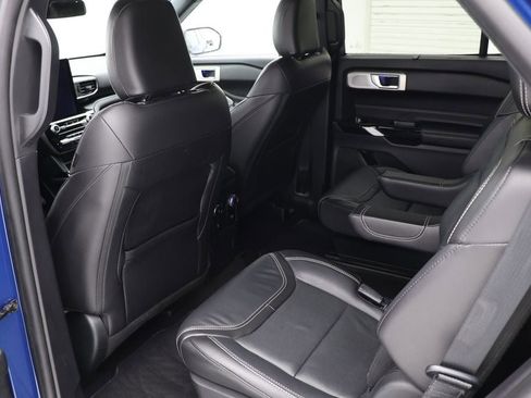 Used 2022 Ford Explorer ST w/ Equipment Group 401A image 14