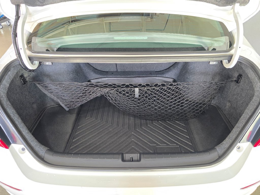 Used 2020 Honda Accord Touring image 28