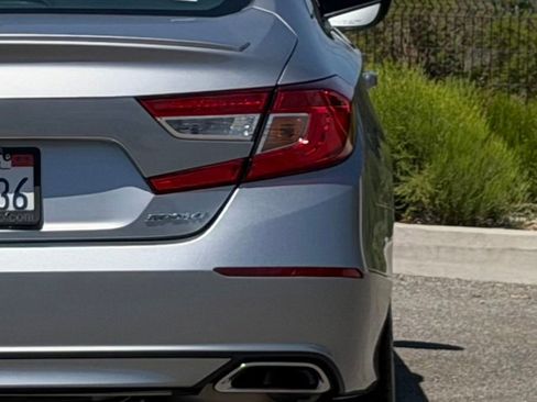 Used 2020 Honda Accord Sport image 12