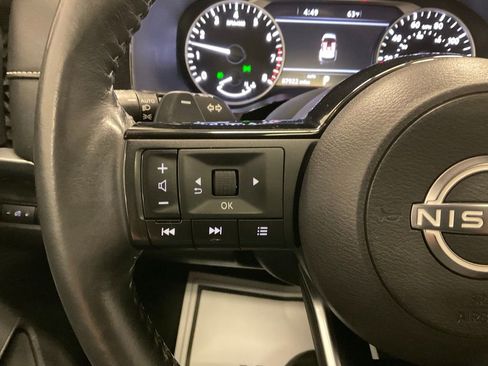 Used 2022 Nissan Pathfinder SL w/ SL Premium Package image 15