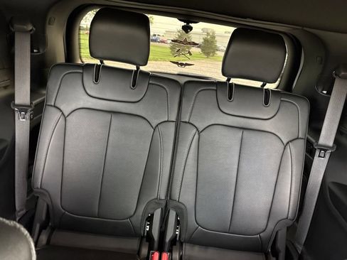 Used 2026 Jeep Grand Cherokee L Limited AWD/4WD image 13