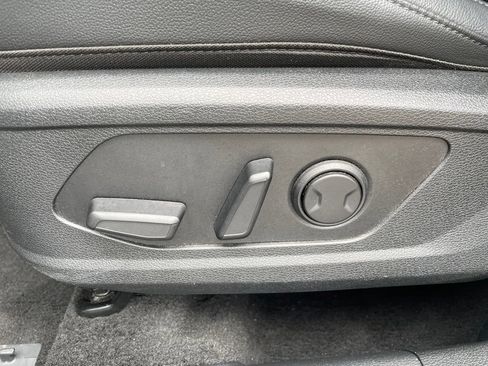 Certified 2025 Kia Sportage EX w/ Premium Package FWD image 11