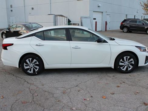 New 2025 Nissan Altima 2.5 S image 8