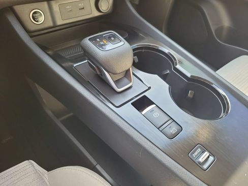Used 2023 Nissan Rogue SV FWD image 30