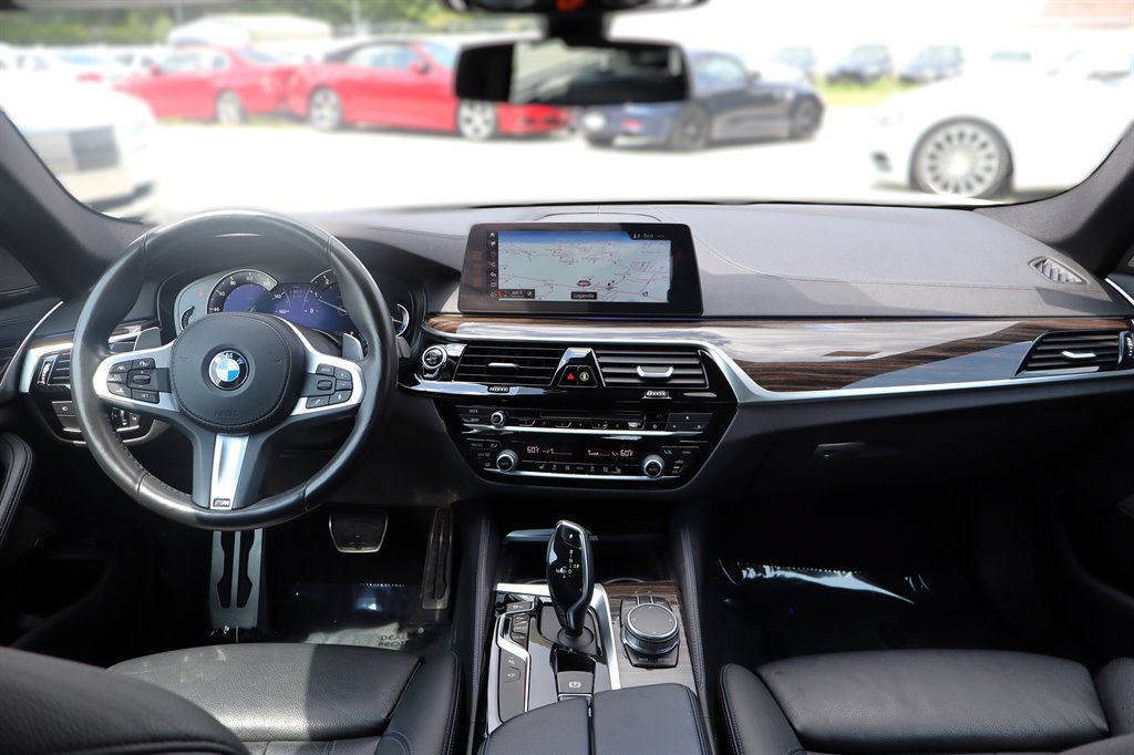 Used 2018 BMW 540i RWD image 18