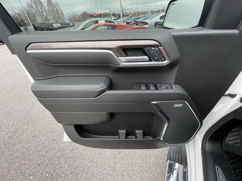 New 2025 Chevrolet Silverado 1500 LTZ w/ Technology Package image 59