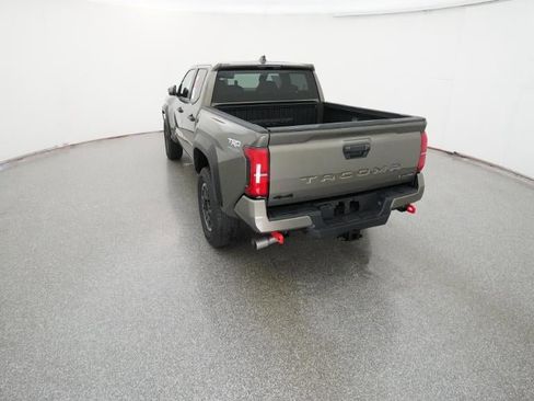 New 2025 Toyota Tacoma TRD Off-Road AWD/4WD image 6