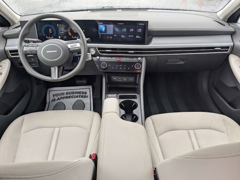Used 2025 Hyundai Sonata SEL FWD image 13