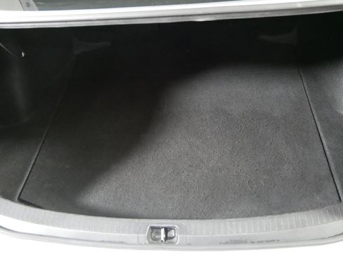 Used 2023 Toyota Corolla LE image 18