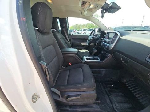 Used 2020 Chevrolet Colorado LT w/ Safety Package image 5