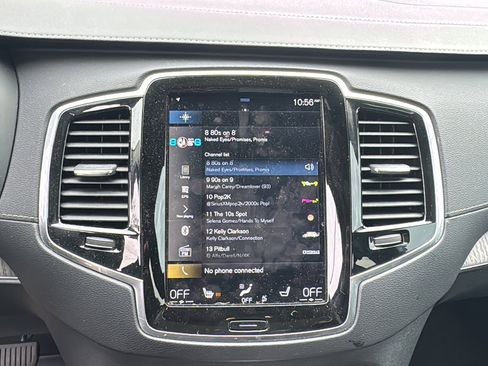 Used 2022 Volvo XC90 T8 Inscription image 16