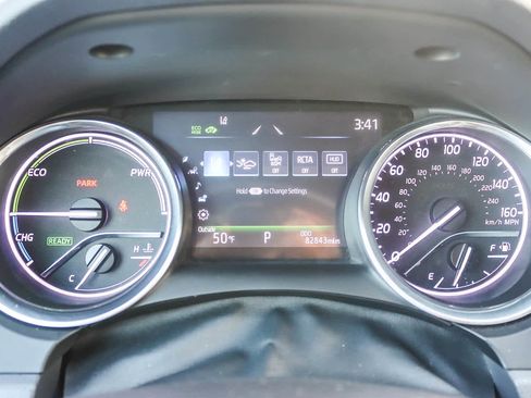 Used 2019 Toyota Camry XLE image 22