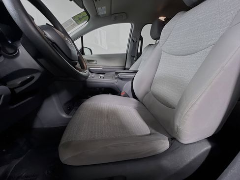 Used 2023 Toyota Sienna LE image 15