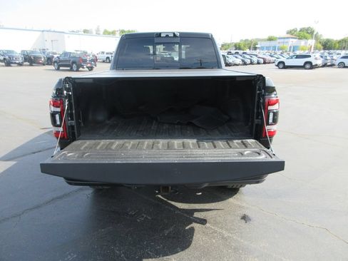 Used 2022 RAM 2500 Laramie w/ Night Edition AWD/4WD image 9