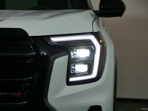 New 2026 GMC Terrain AT4 w/ Convenience Package III image 9