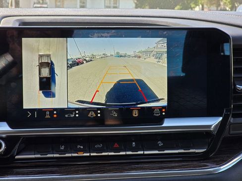 Used 2024 GMC Sierra 2500 SLE image 31