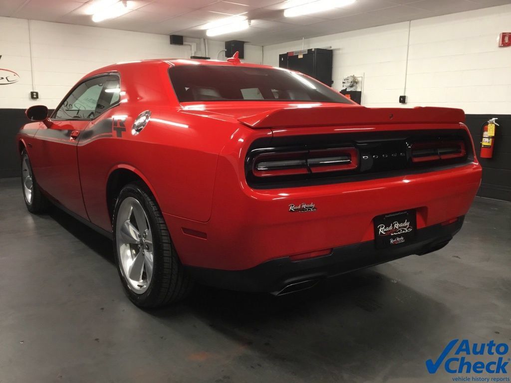 Used 2017 Dodge Challenger R/T Plus RWD image 8