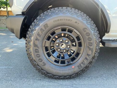 New 2026 Ford Bronco 2-Door w/ Sasquatch Package AWD/4WD image 10