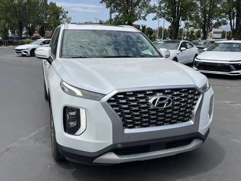 Used 2020 Hyundai Palisade SEL w/ Premium Package AWD/4WD image 4