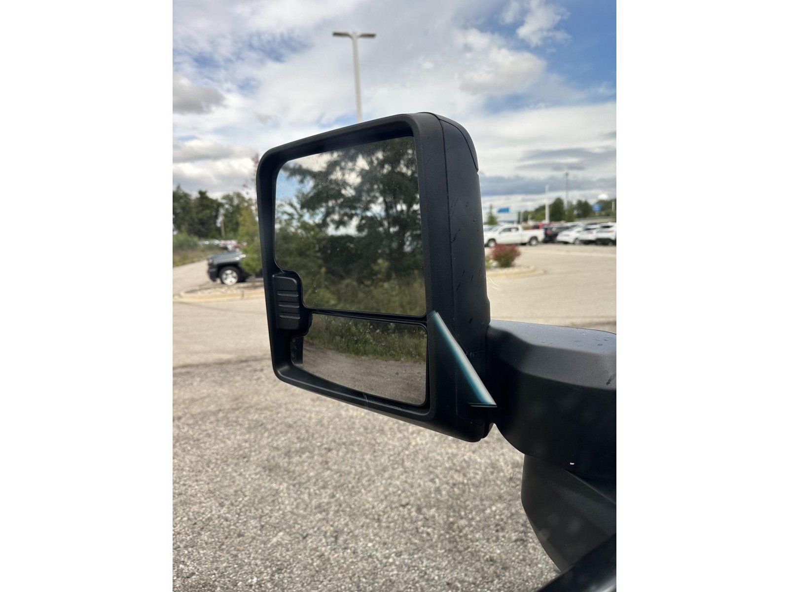Used 2025 GMC Sierra 2500 SLE w/ Preferred Package AWD/4WD image 31