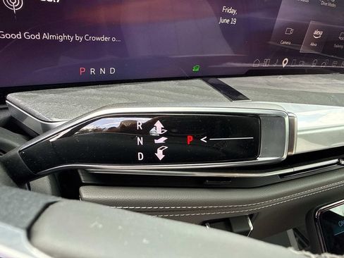 New 2025 Cadillac Escalade IQ Luxury 1 w/ Smart Trailering package AWD/4WD image 29