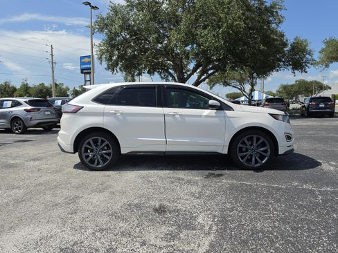 Used 2018 Ford Edge Sport w/ Technology Package AWD/4WD image 3