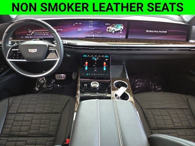 Used 2025 Cadillac Escalade Sport Platinum AWD/4WD image 2
